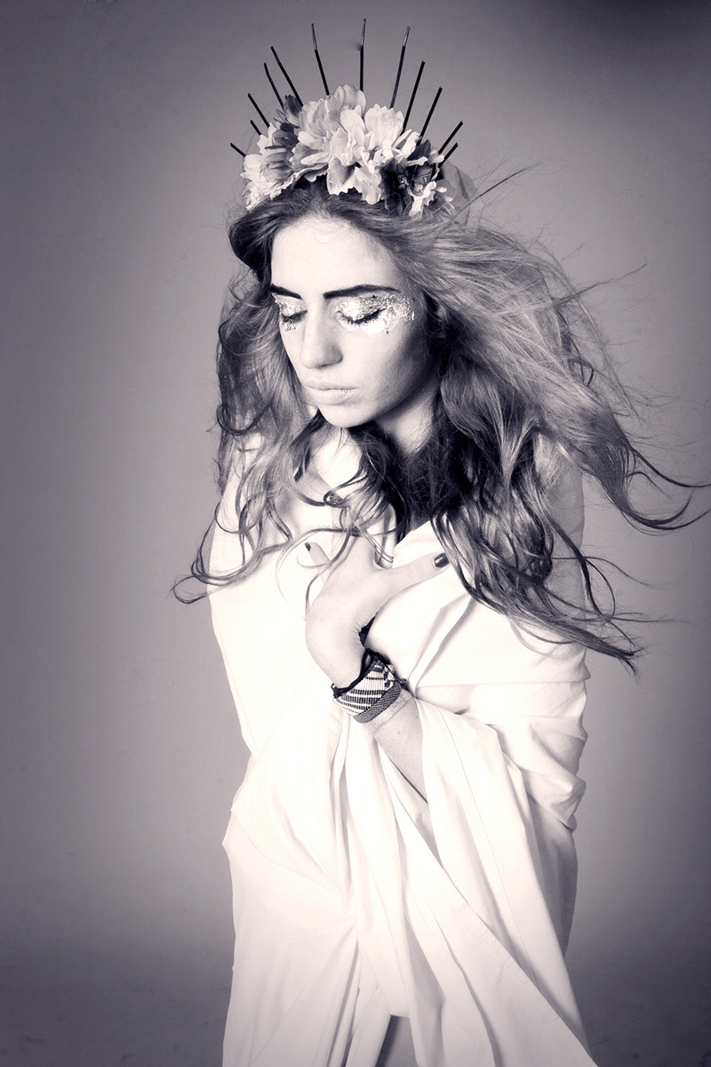Female model photo shoot of La Nic by Davide Tartaglia