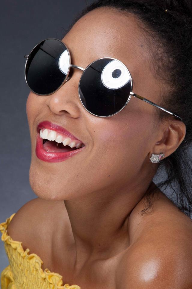 Female model photo shoot of Eboni Ivory