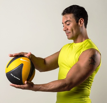 Male model photo shoot of Trainer Marcelo