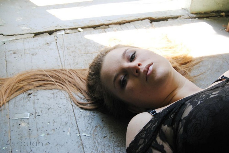 Female model photo shoot of Hannah Darhower by MaggieLopez 
