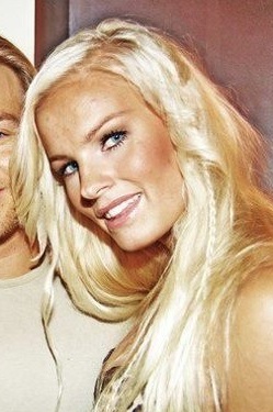 Female model photo shoot of Elin Sweden