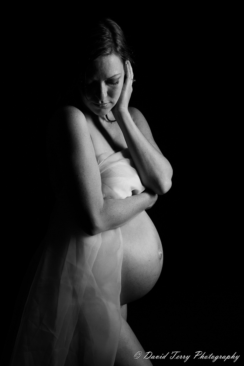 Female model photo shoot of Bethany Kay Maternity by David Terry Photography