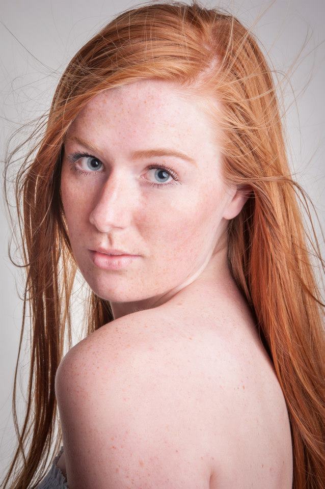 Female model photo shoot of AM-AnnaMaria