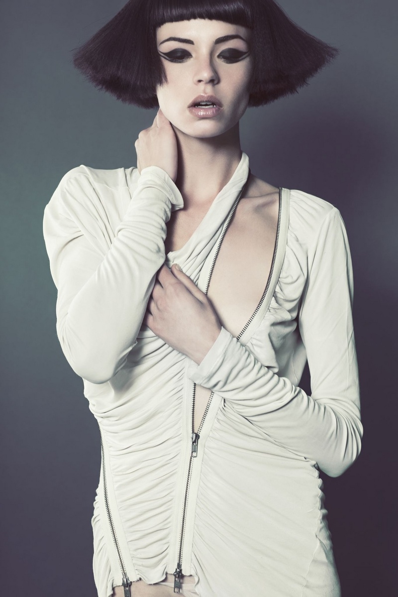 Female model photo shoot of Sian Duke