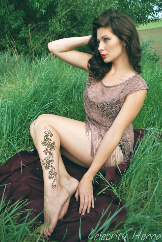 Female model photo shoot of Flora Rae
