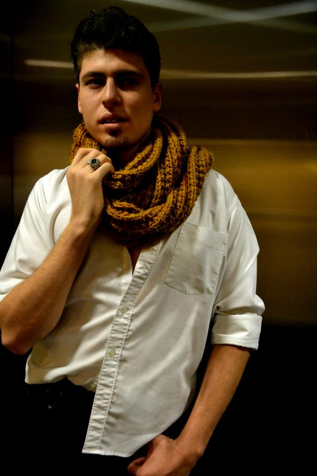 Male model photo shoot of Miguel Angel Esquinca