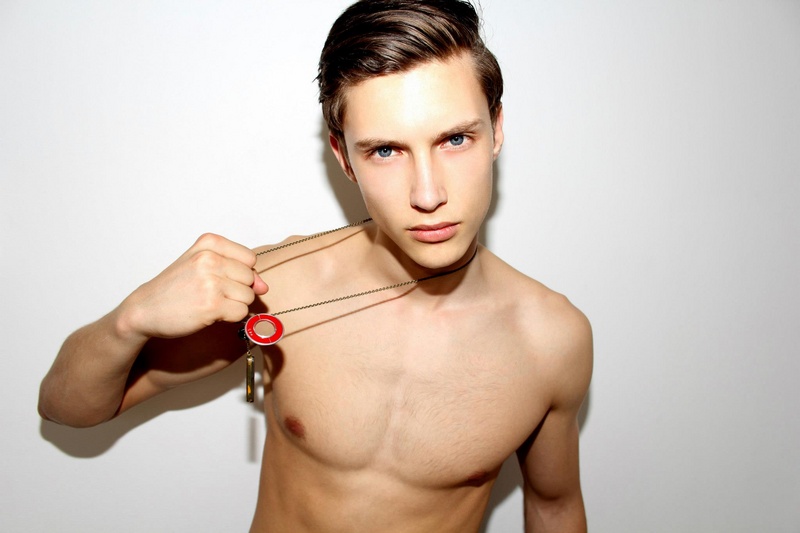Male model photo shoot of matteomazziph in Milan