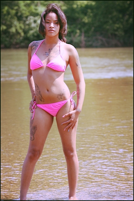 Female model photo shoot of Taneisha Correa