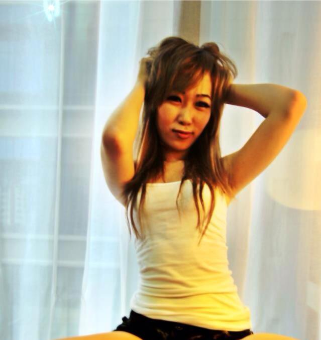 Female model photo shoot of Vivian Ang