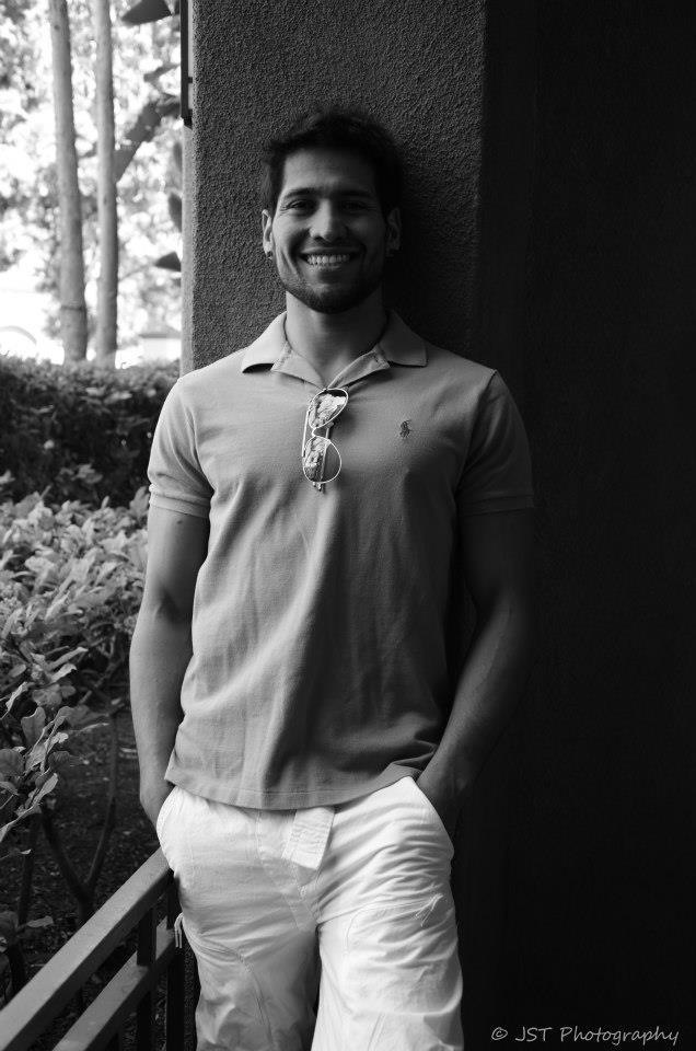 Male model photo shoot of Michael David Rivera 
