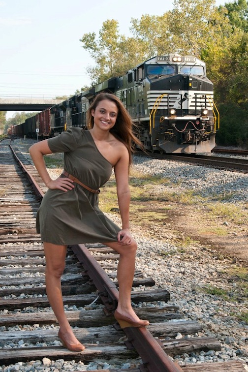 Female model photo shoot of StephanieAParrish in Opelika, AL