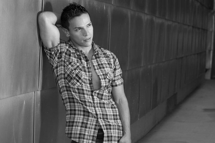 Male model photo shoot of Andres Chaux
