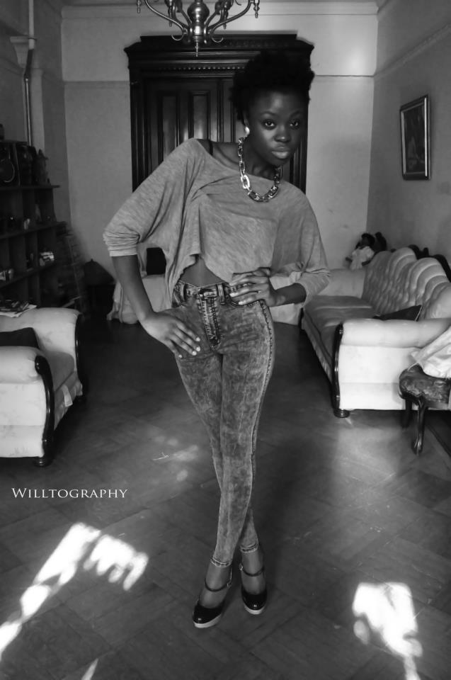 Female model photo shoot of Alimot Yusuff by William Wonders III