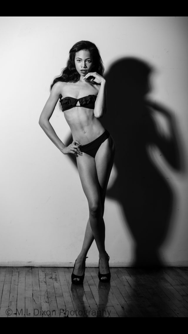 Female model photo shoot of Mariah Jasnee 