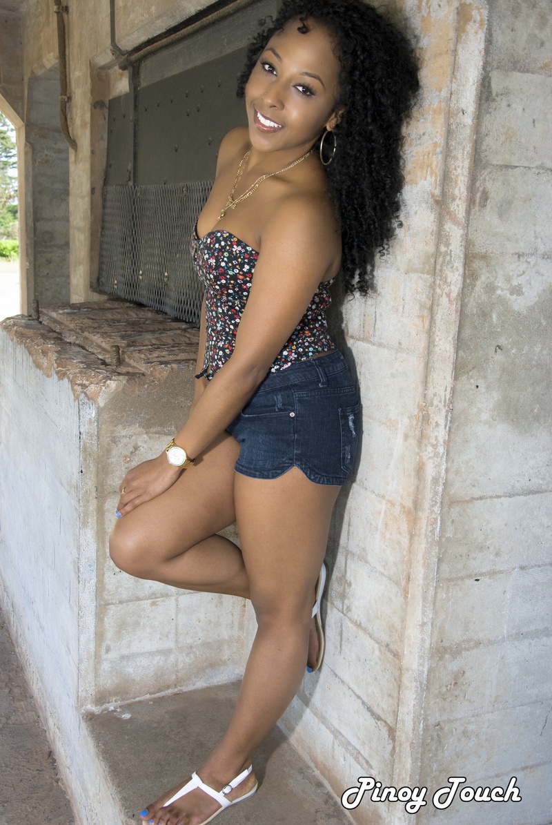 Female model photo shoot of Ebonee Johnson by Pinoy Touch Photography
