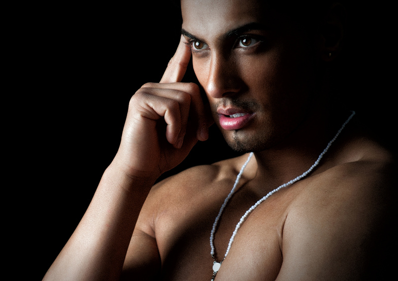 Male model photo shoot of Mun Dhariwal by IRVEN LEWIS
