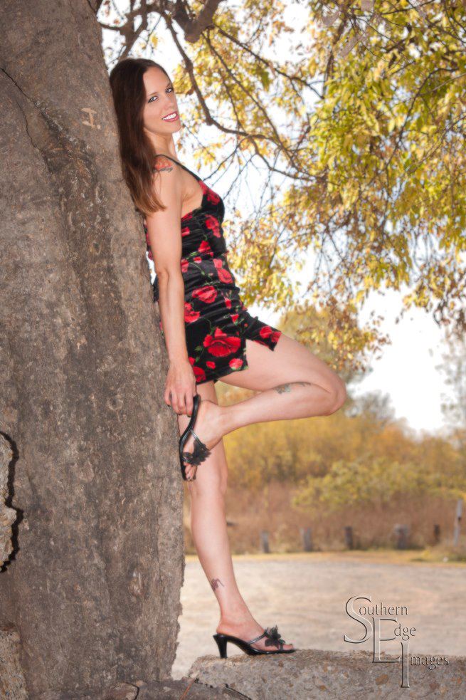 Female model photo shoot of Courtney G Lane in MISSISSIPPI SHOOT
