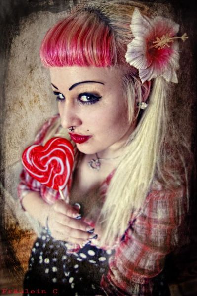 Female model photo shoot of Zombie Candy in saarbruecken saarland Germany
