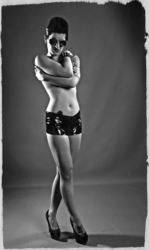 Female model photo shoot of CherryBomb25