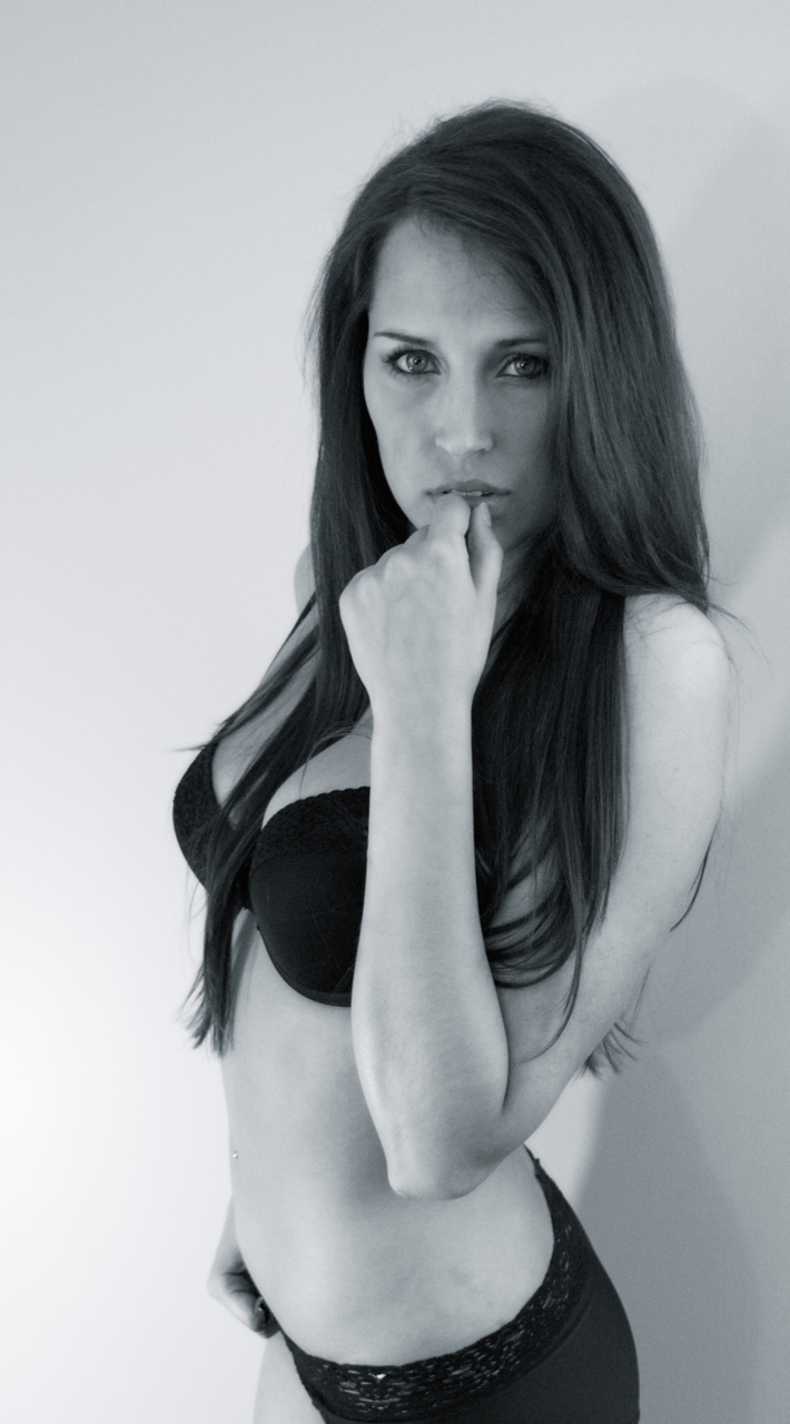 Female model photo shoot of devinolivia by Imagine Imagery MN