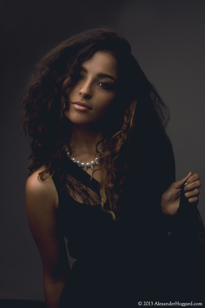 Female model photo shoot of Newsha Dabzadeh