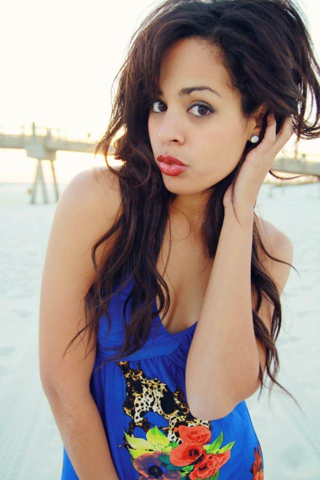 Female model photo shoot of Kiara Isabel in Pcola Beach