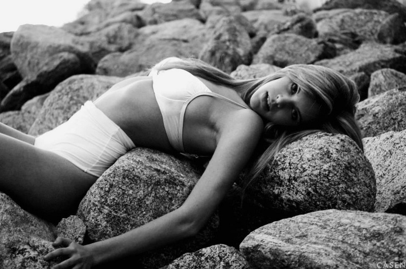 Female model photo shoot of Kayla Moore