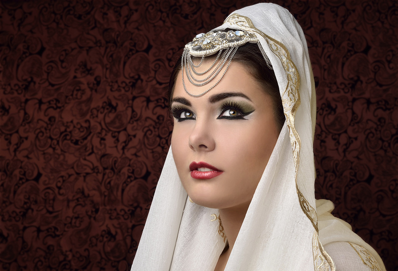 Female model photo shoot of aidyna-makeup