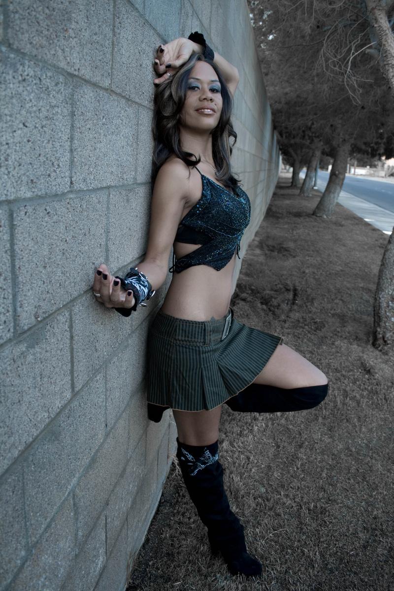 Female model photo shoot of Tana Bordeaux in Mesquite N.V.
