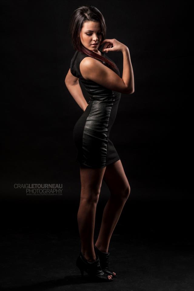 Female model photo shoot of Dayna Kathryn