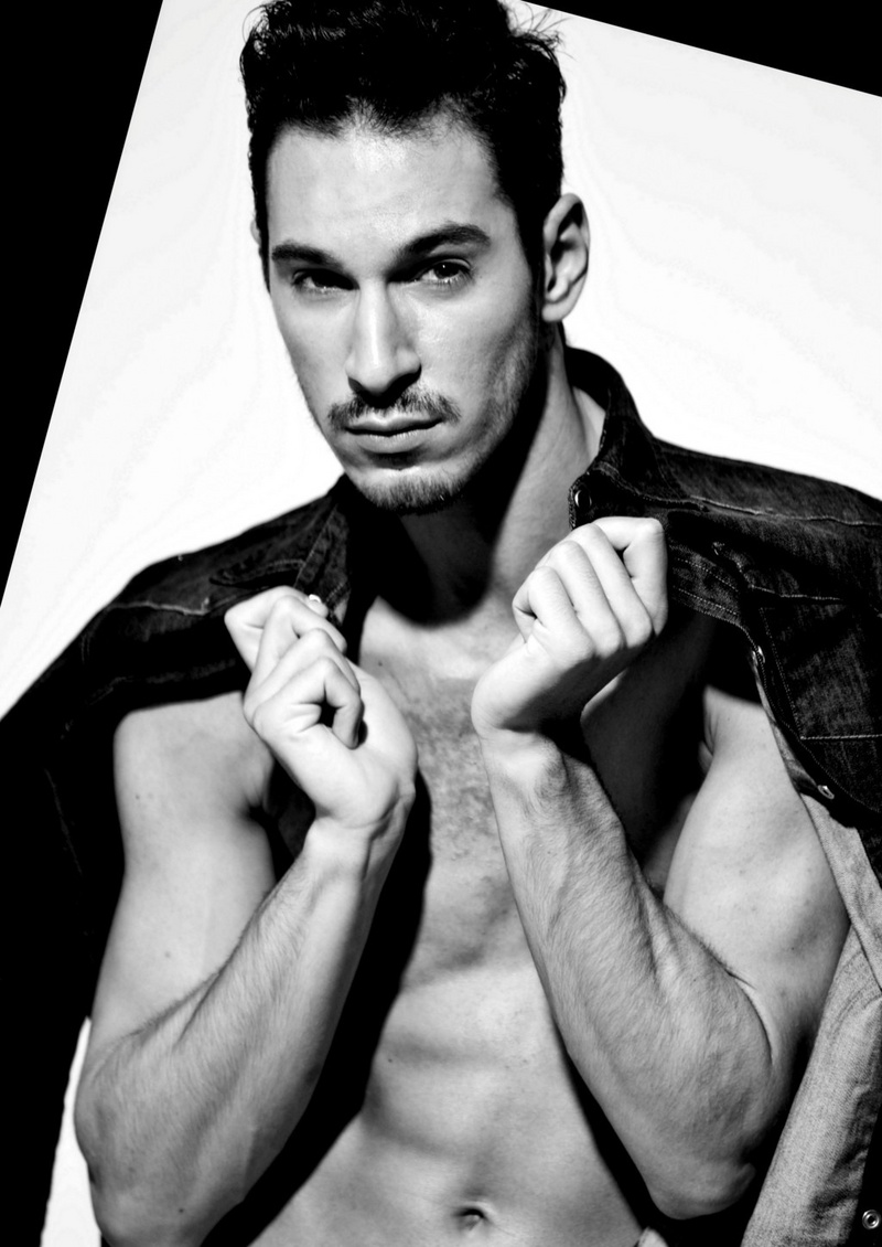 Male model photo shoot of Francesco Buttini