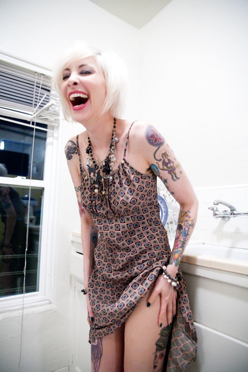 Female model photo shoot of Serena Toxicat -Tattoo  in Oakland, CA