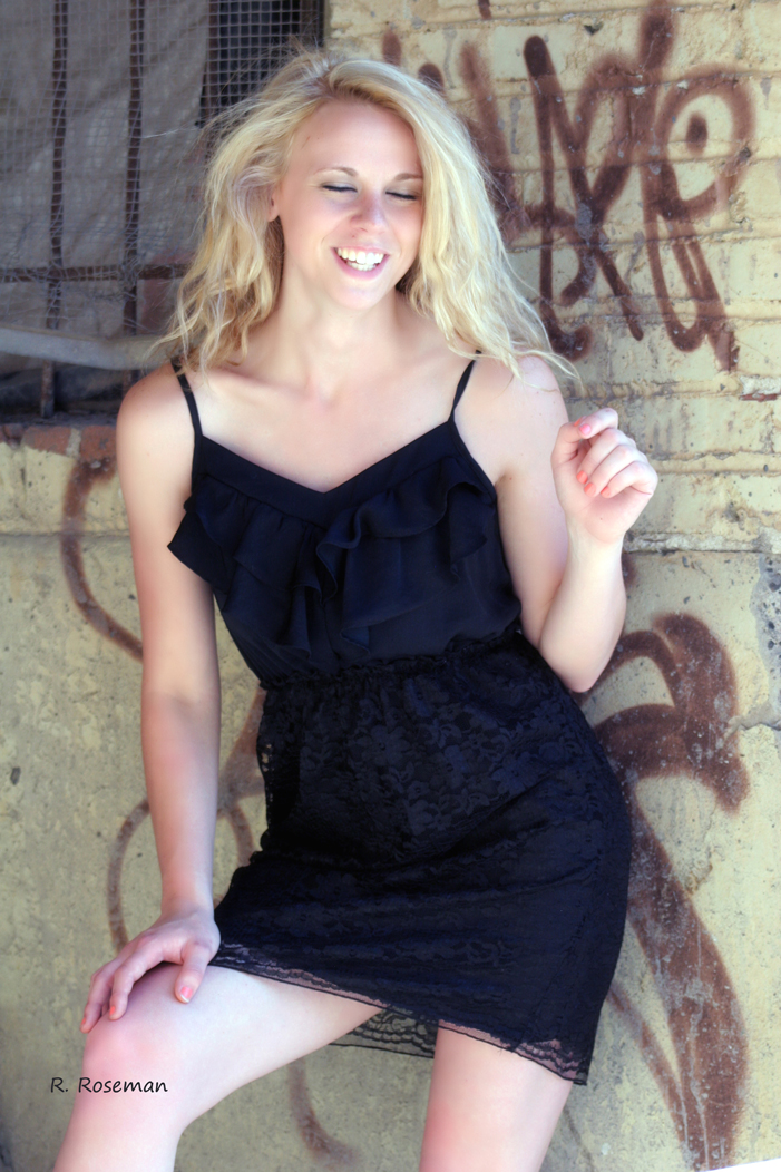 Female model photo shoot of Rosi Colleen by R Roseman in Knoxville, TN