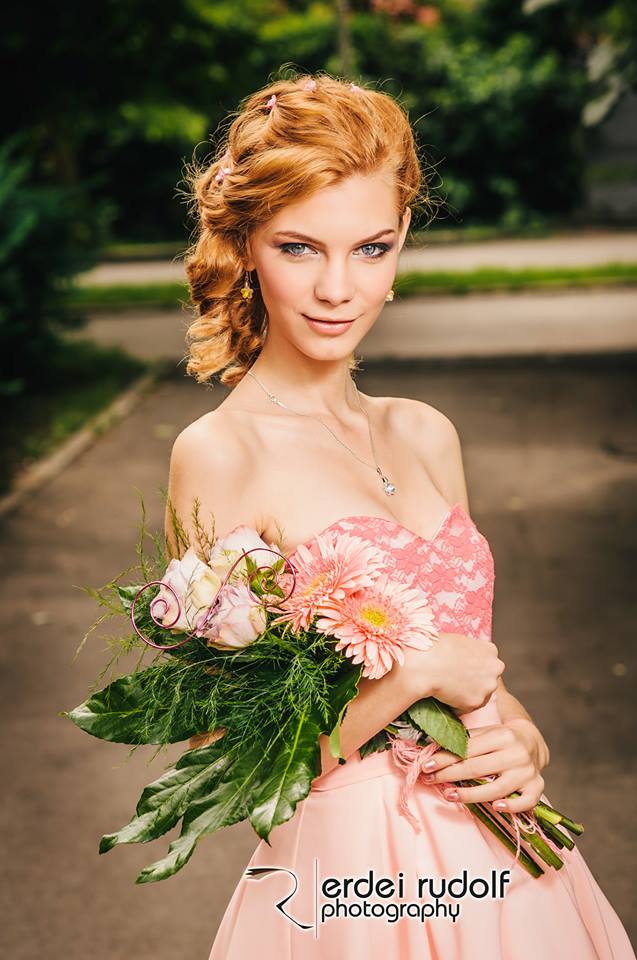 Female model photo shoot of Ingrid Orosz