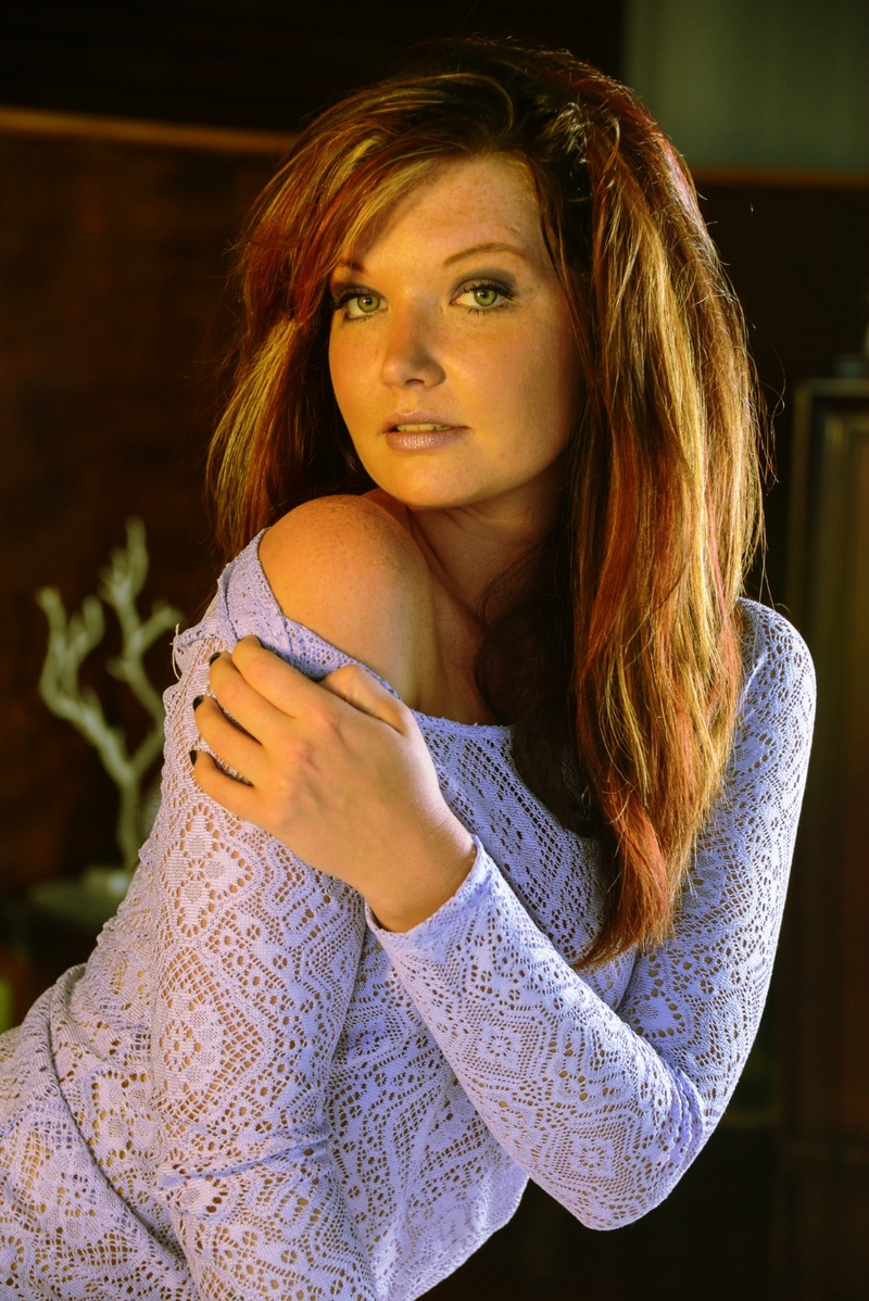 Female model photo shoot of Jennifer Wolff by RickM