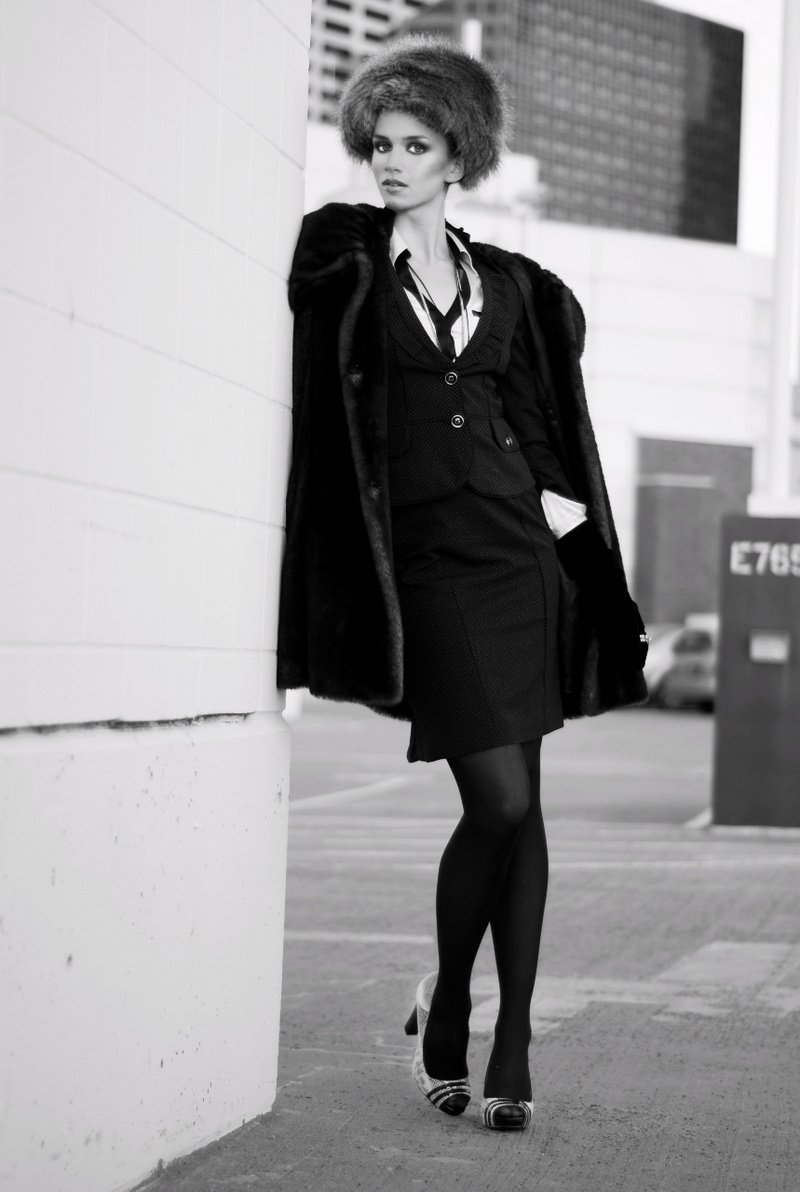 Female model photo shoot of AnikaCorina