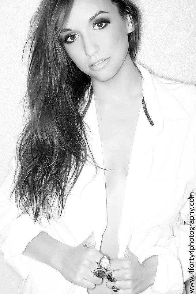 Female model photo shoot of Kiah Shantel in Copperas Cove, Texas
