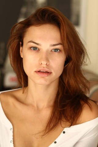 Female model photo shoot of Alla Glushchuk
