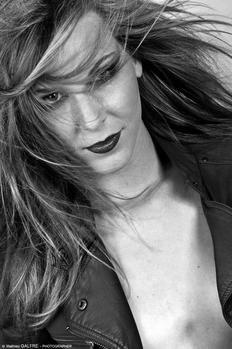 Female model photo shoot of Marine Bray