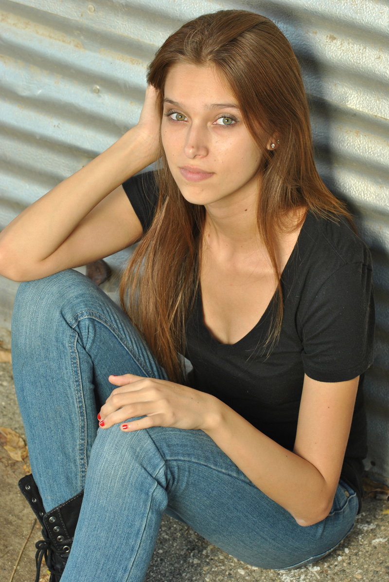 Female model photo shoot of Micaya Brown