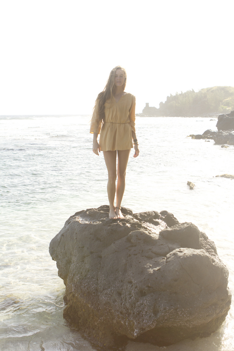 Female model photo shoot of Kelly Kohls Photography in Maui