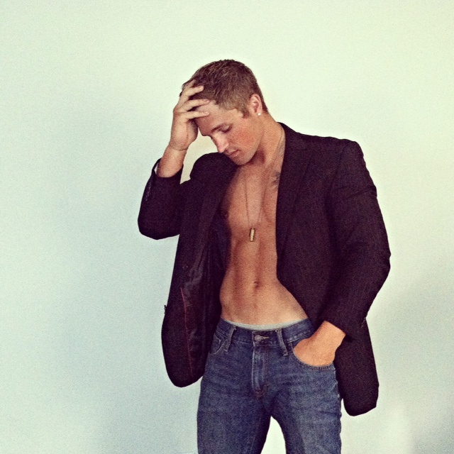 Male model photo shoot of Jordan Hockenberry