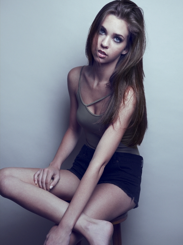 Female model photo shoot of Jessa Leigh in London