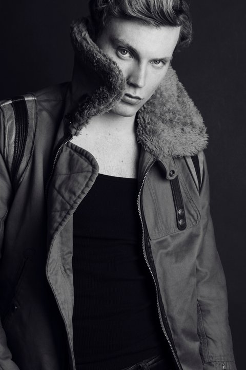 Male model photo shoot of Gabriel Mikalson