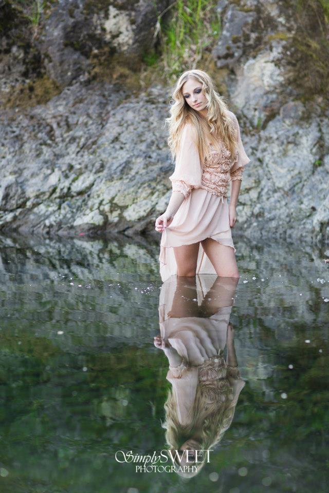 Female model photo shoot of Jayden_lynn in Teskey Rock