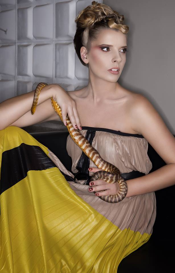 Female model photo shoot of Julka Victoria 
