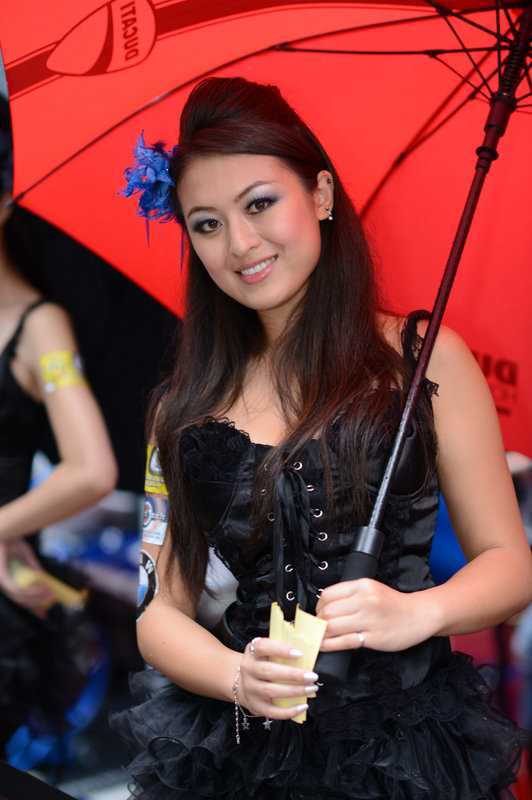 Female model photo shoot of Joanne Lai