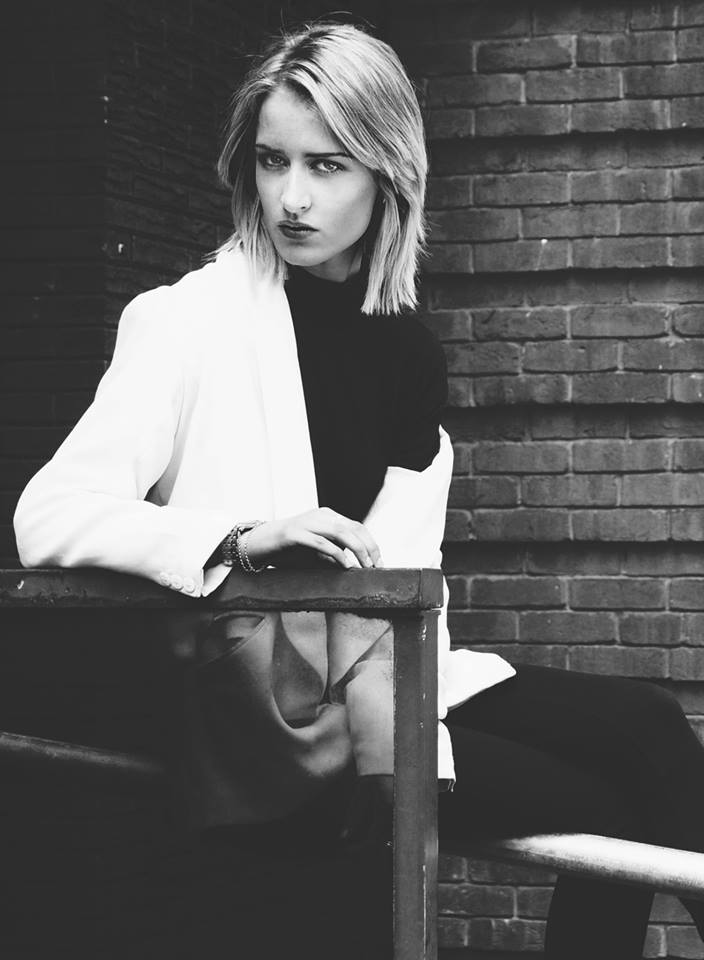 Female model photo shoot of JENNIFERPARKER in London