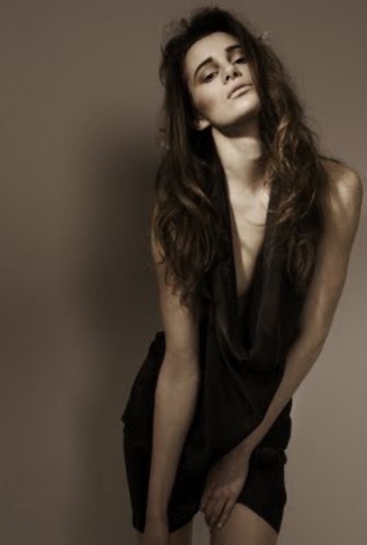 Female model photo shoot of Chelsea De Main in London