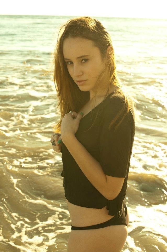 Female model photo shoot of Leah Levin